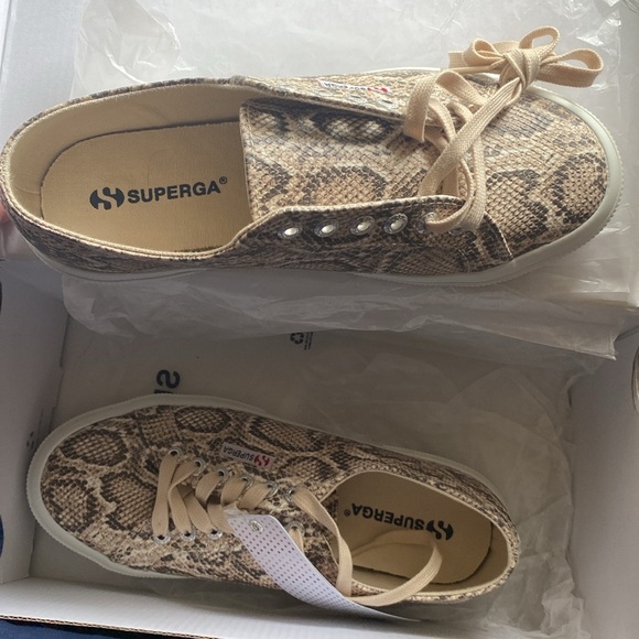 Superga 2750-SYNSNAKEW Lace up Sneakers Brand new in Box size 8 - Picture 2 of 5